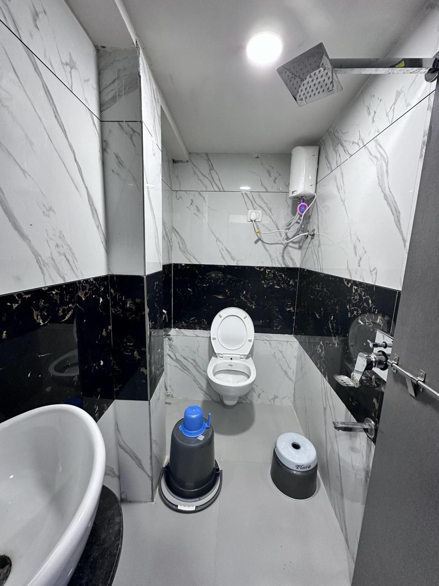Hotel The Pacific Ahmedabad Airport Dış mekan fotoğraf